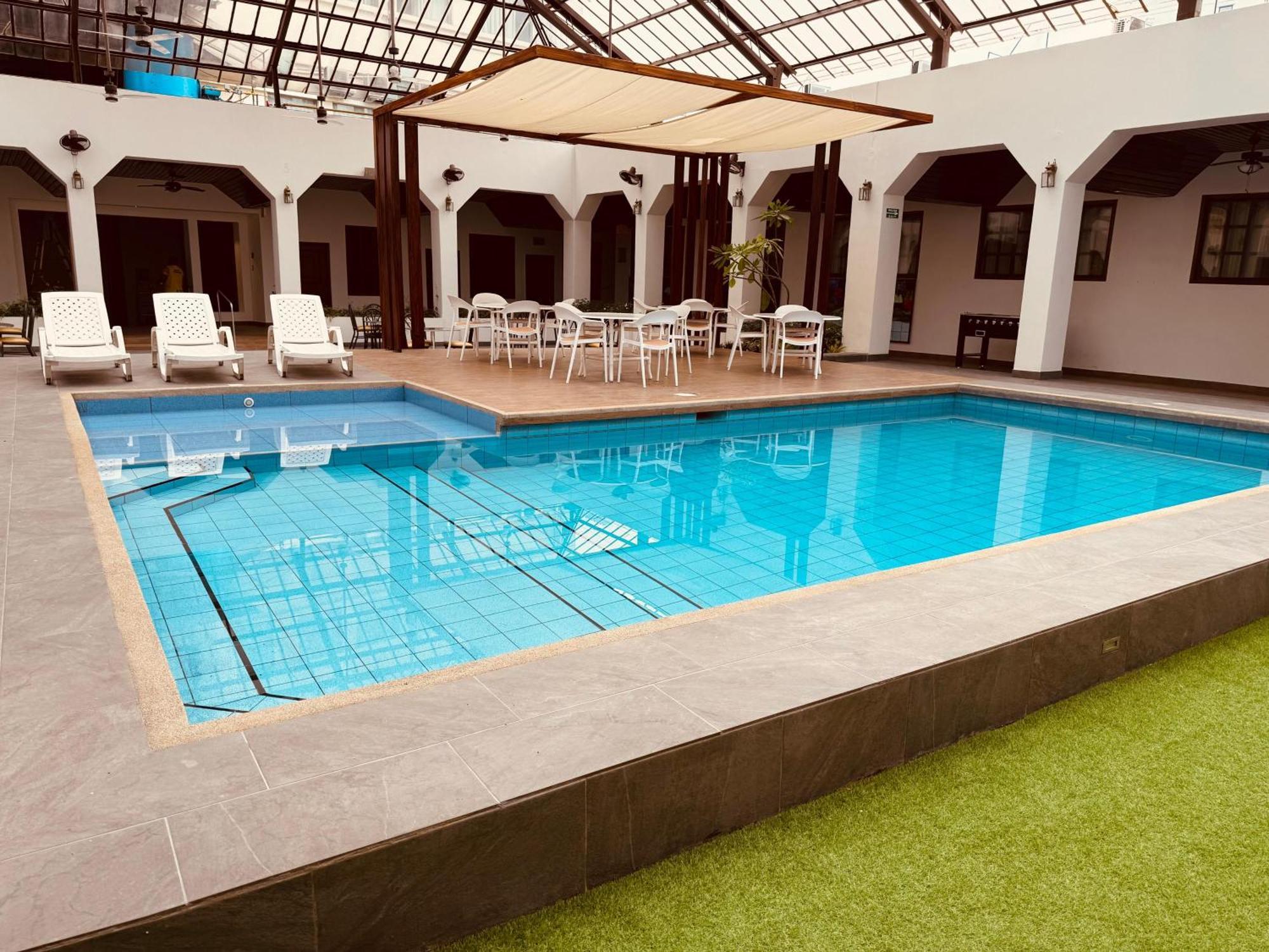 Hotel Ramada Guayaquil Eksteriør billede